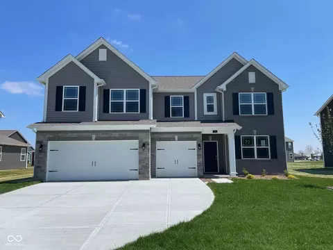 71 Booth St, Whiteland, IN 46184
