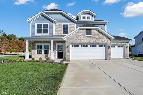 7208 Hart St, Cumberland, IN 46229