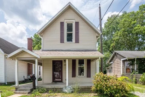 1312 Sycamore St, Columbus, IN 47201