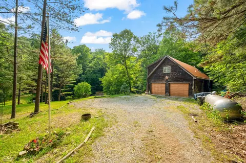 5750 Possum Trot Rd, Unionville, IN 47468