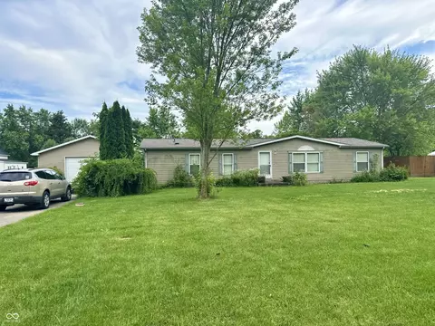 3007 S D St, Elwood, IN 46036