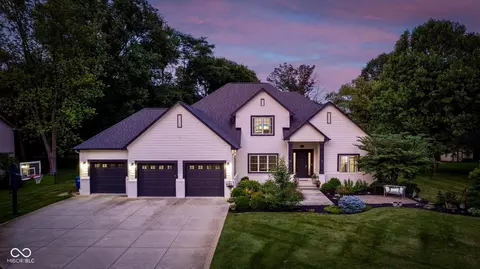 9872 Oakleaf Way, Mccordsville, IN 46055