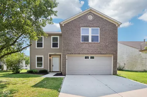 15308 Radiance Dr, Noblesville, IN 46060