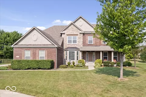 2128 Oldham Cir, Avon, IN 46123