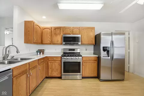 9393 W Quarter Moon Dr, Pendleton, IN 46064 photo 13