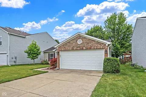 9393 W Quarter Moon Dr, Pendleton, IN 46064 photo 7