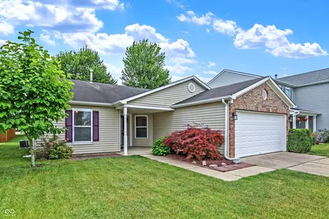 9393 W Quarter Moon Dr, Pendleton, IN 46064 photo 6