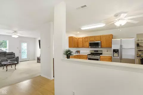 9393 W Quarter Moon Dr, Pendleton, IN 46064 photo 10
