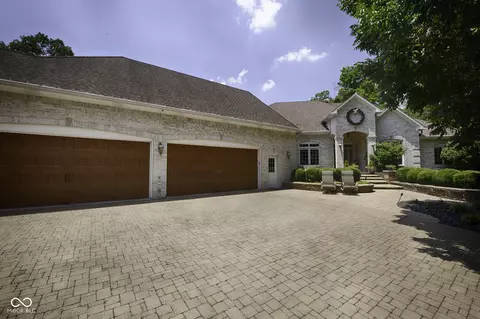 285 Hidden Valley Ct, Morristown, IN 46161
