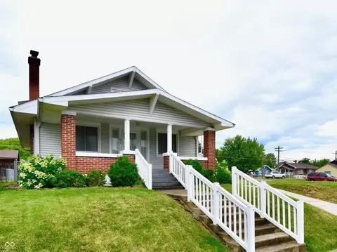 812 Main St, Elwood, IN 46036