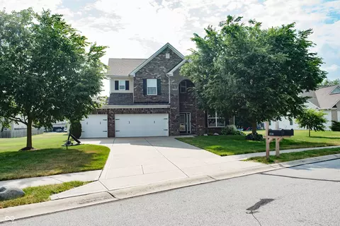 1708 Cumbria Dr, Avon, IN 46123
