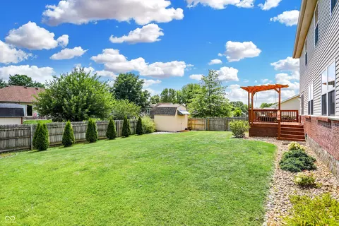 Exterior - 2139 Dakota Dr, Franklin, IN 46131 photo 11 of 11