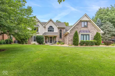 4940 Wood Creek Dr, Carmel, IN 46033