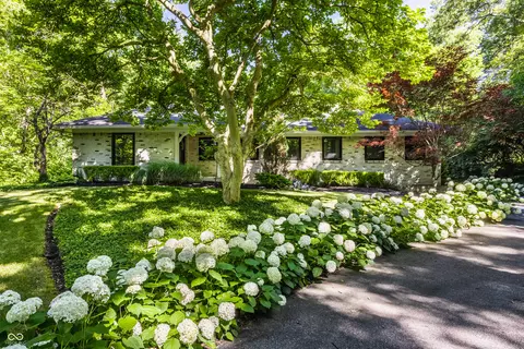 6000 Spring Mill Rd, Indianapolis, IN 46228