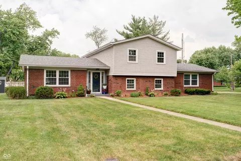 6728 Chapel Hill Rd, Indianapolis, IN 46214