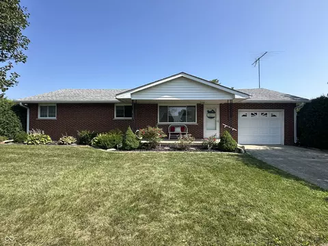 726 W 11th St, Greensburg, IN 47240