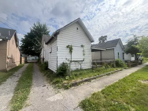 2327 Hoyt Ave, Indianapolis, IN 46203