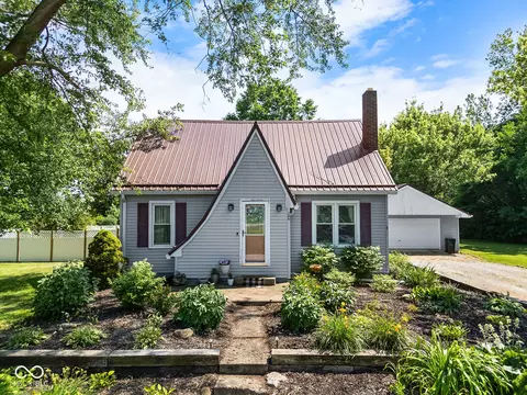 289 W Oak Hill Rd, Crawfordsville, IN 47933
