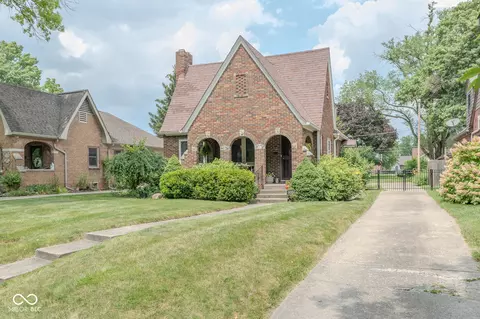 6056 E St Joseph St, Indianapolis, IN 46219