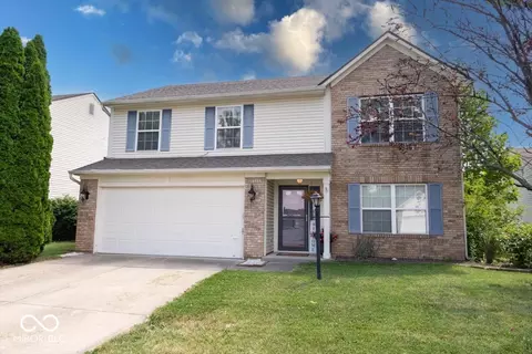8153 Amarillo Dr, Indianapolis, IN 46237