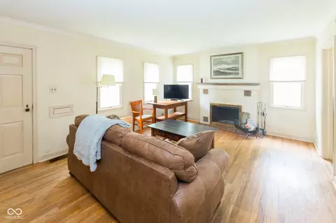 Living - 1604 E 2nd St, Bloomington, IN 47401 photo 1 of 1
