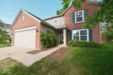 11594 Perkins St, Carmel, IN 46032
