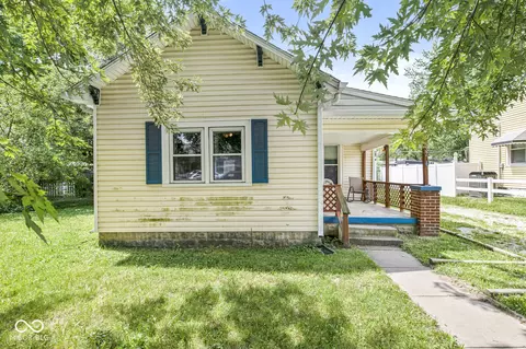 137 E Washington St, Mooresville, IN 46158