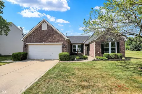 4831 Copper Grove Dr, Indianapolis, IN 46237