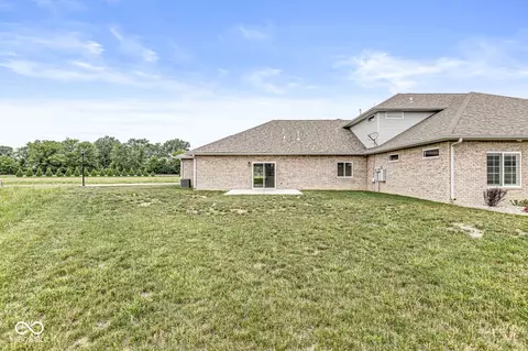 313 Bay Ridge Dr, Pendleton, IN 46064 photo 31