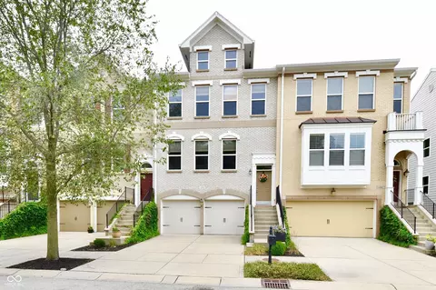 699 Greenford Trl N, Carmel, IN 46032