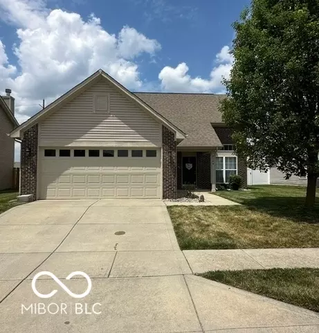 2164 Rattlebox Dr, Plainfield, IN 46168