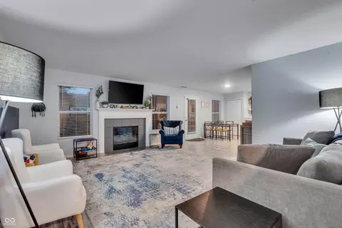 Living - 9494 W Constellation Dr, Pendleton, IN 46064 photo 1 of 3