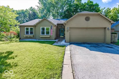 10941 Geist Woods South Rd S, Indianapolis, IN 46256