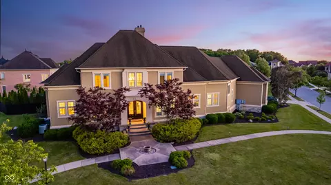 1833 Limehouse St, Carmel, IN 46032