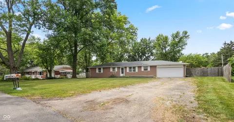 3404 W Fleetwood Dr, Muncie, IN 47302