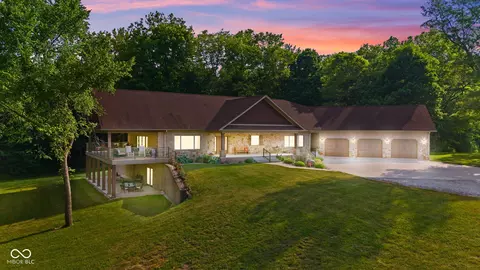 5327 Middle Jamestown Rd, Jamestown, IN 46147