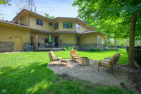 Exterior - 7055 Mayapple Ln, Pendleton, IN 46064 photo 7 of 10