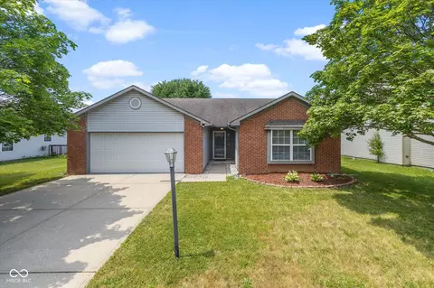 7751 Blue Willow Dr, Indianapolis, IN 46239