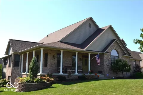 165 Woodfield Grn, Danville, IN 46122