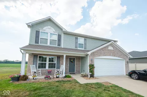 4724 Clairmont Dr, Columbus, IN 47203