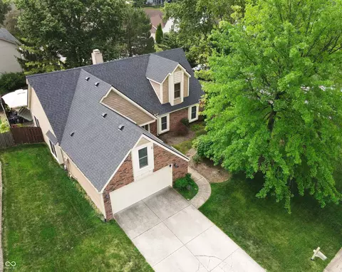 8855 White Fir Dr, Indianapolis, IN 46256