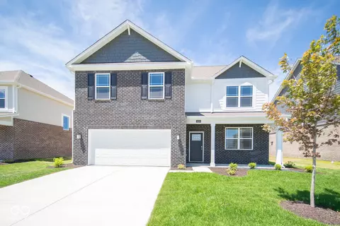 5826 Aleppo Ln, Greenwood, IN 46143