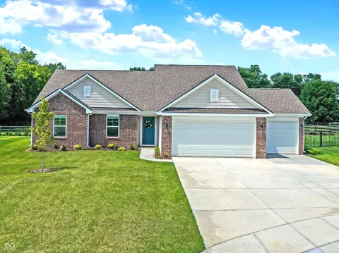 5734 Arctic Run Dr, Noblesville, IN 46062