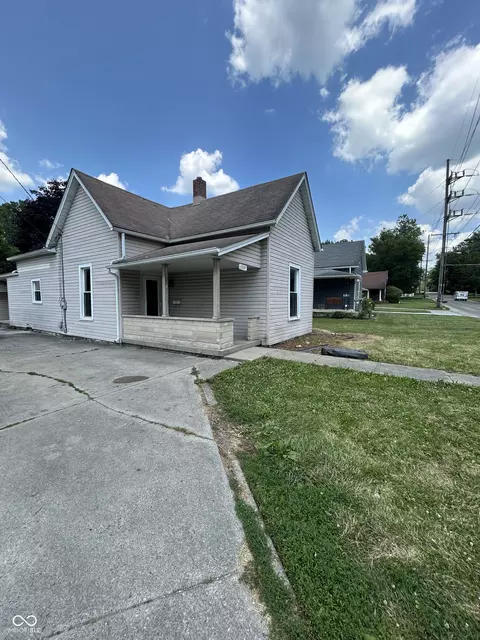 1214 E 10th St, Anderson, IN 46012