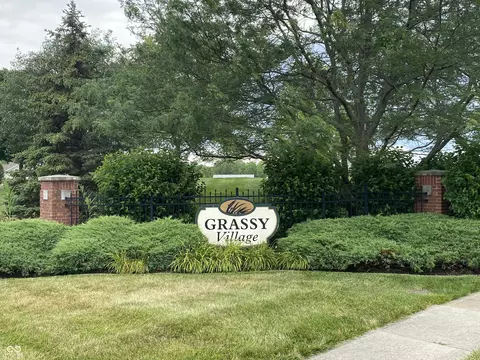 247 Chadford Ct, Indianapolis, IN 46229