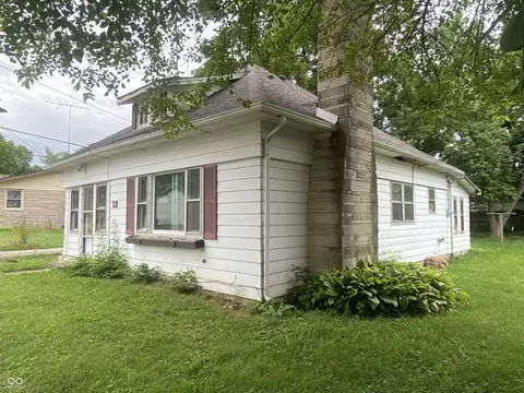 203 E Harrison St, Saint Paul, IN 47272