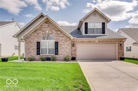 6939 Trophy Ln, Noblesville, IN 46062