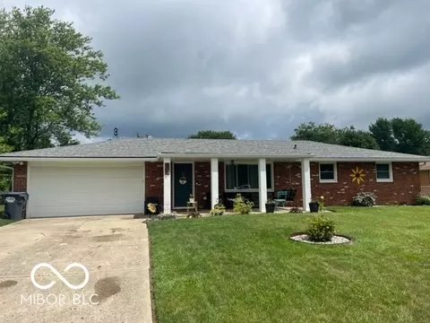 402 Spring Mill Rd, Anderson, IN 46013