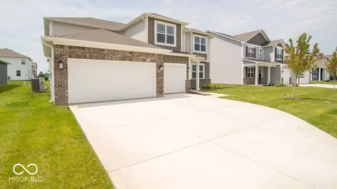 643 Blackrock Dr, Pendleton, IN 46064 photo 2