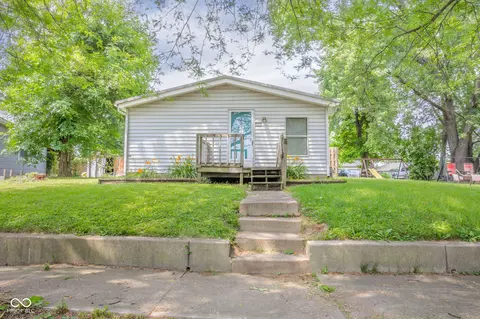 1026 E 2nd St, Greenfield, IN 46140